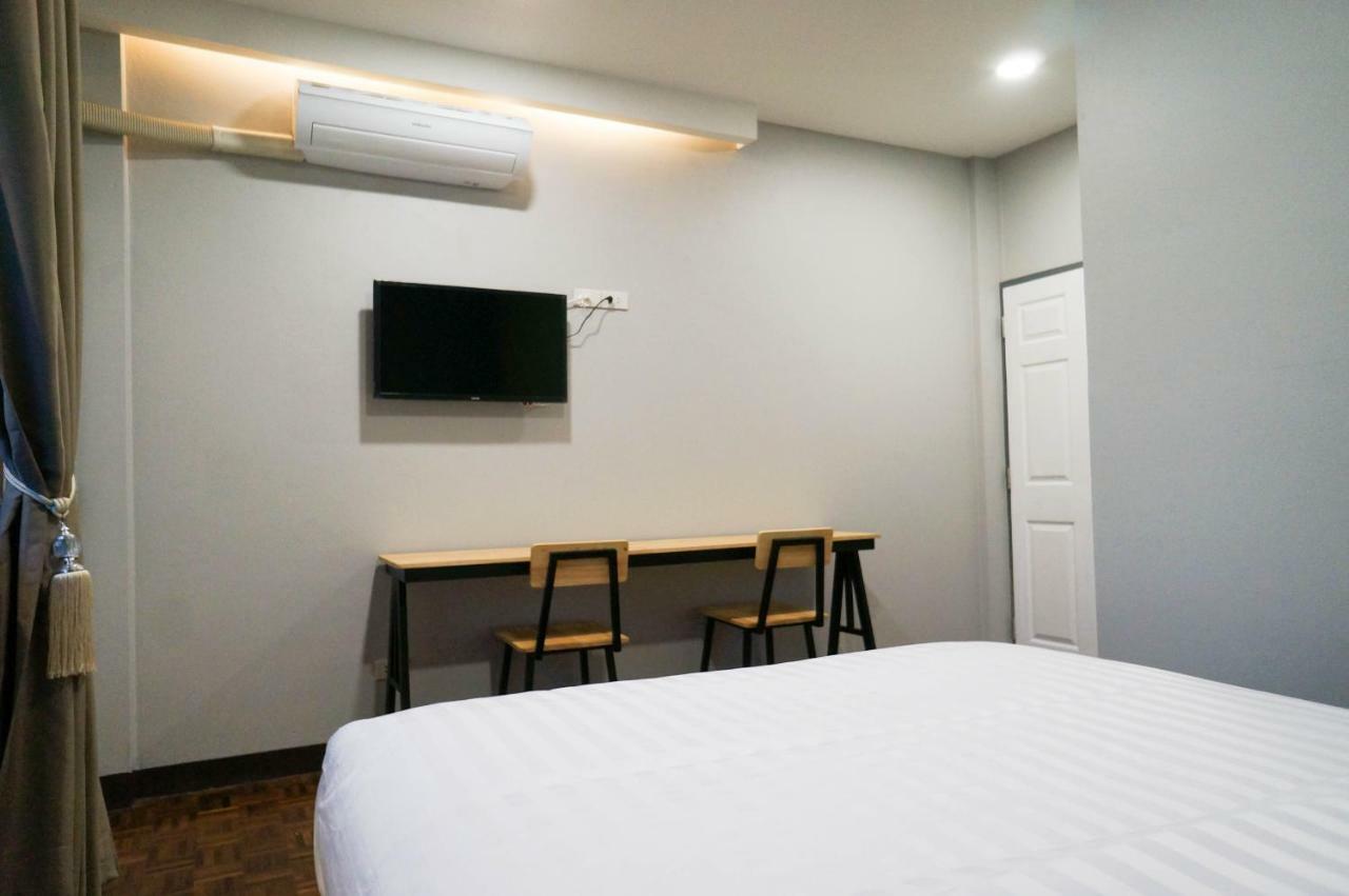 Lux Rooms Night Bazaar Chiang Mai Esterno foto